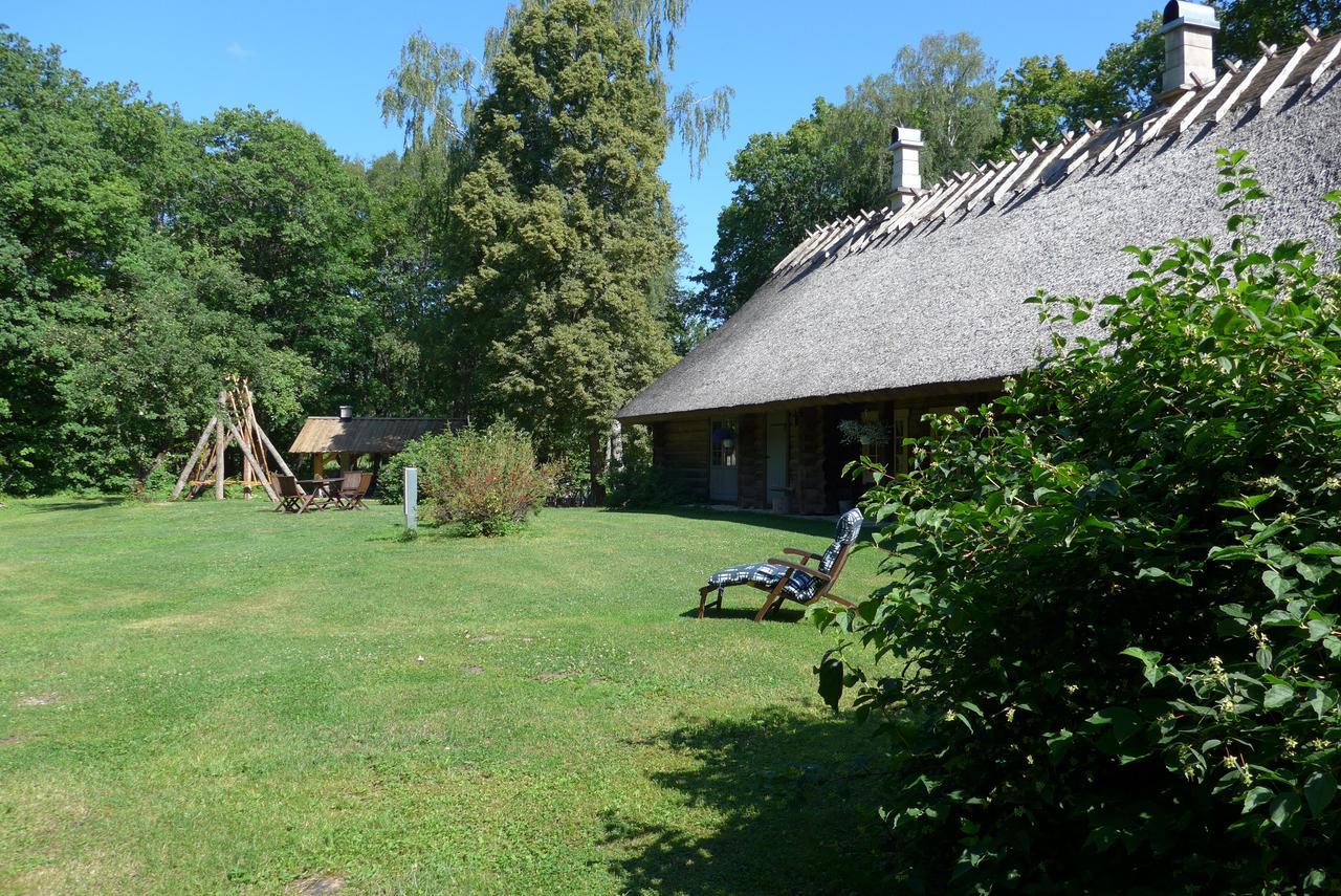 Kotka Farm Hotel Saarekula Exterior photo